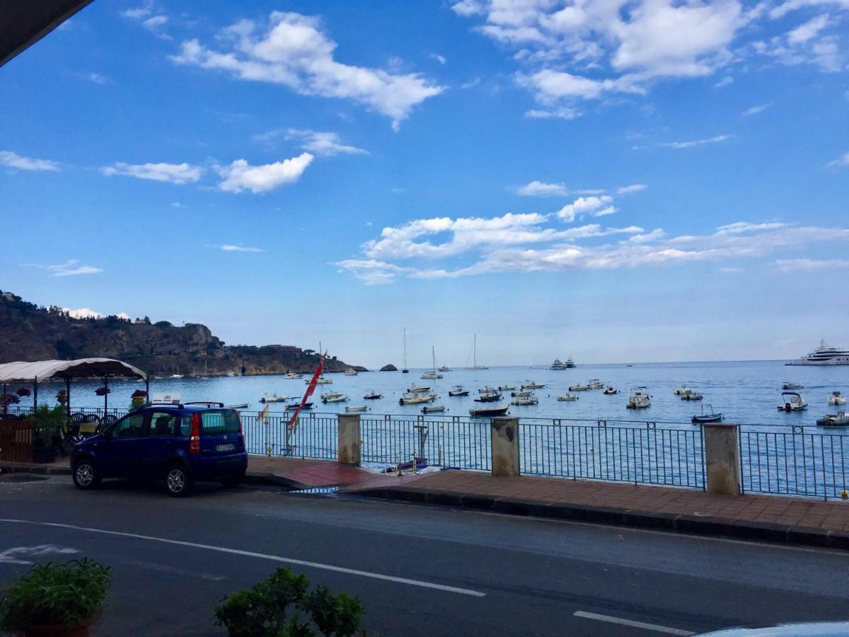Taormina Holidays Giardini Naxos Εξωτερικό φωτογραφία