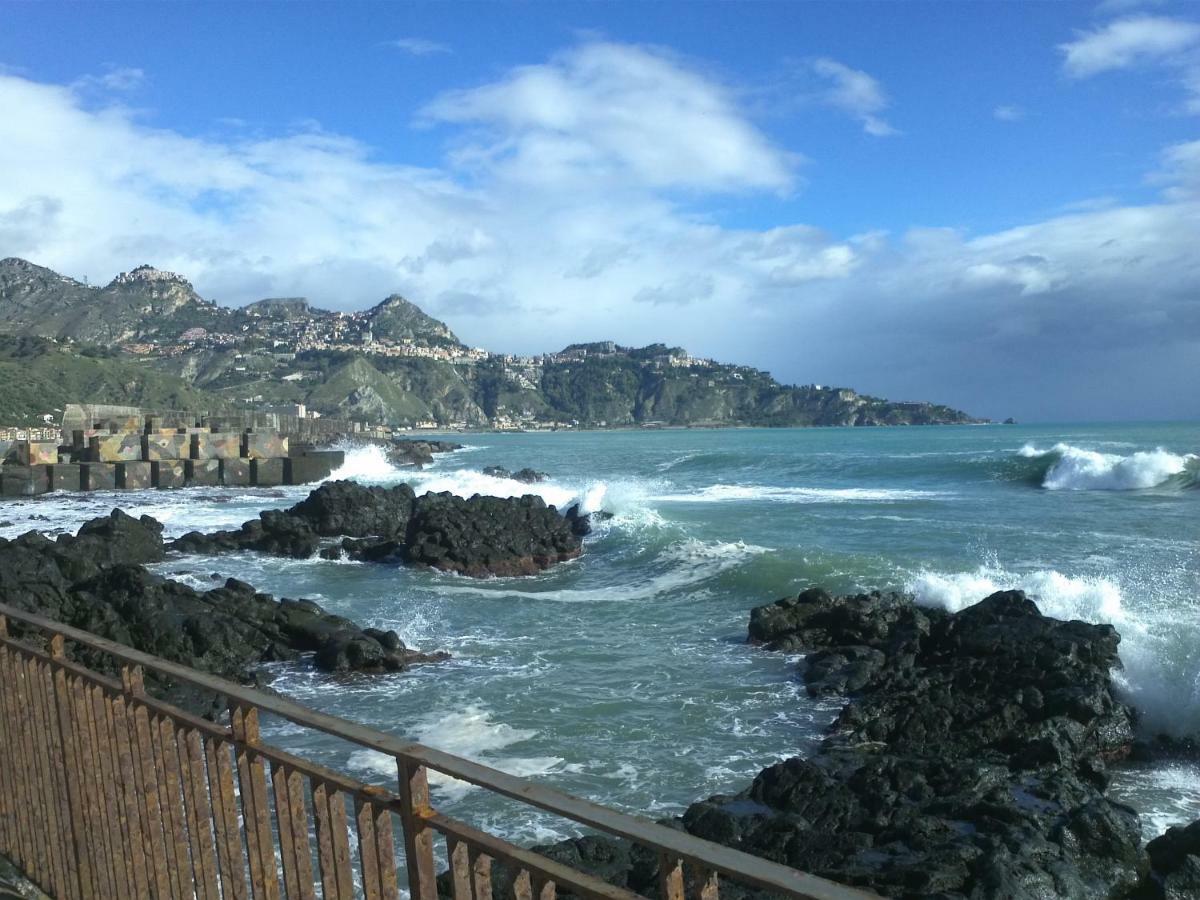 Taormina Holidays Giardini Naxos Εξωτερικό φωτογραφία